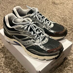 Saucony Progrid Omni 9 men’s 10